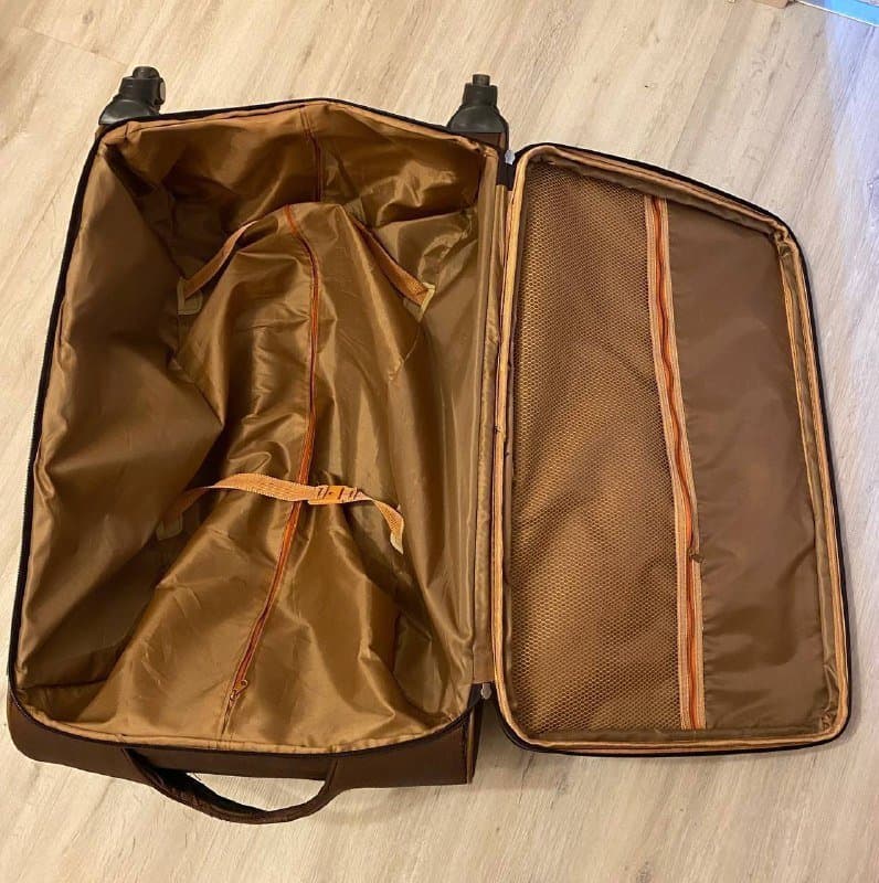 Большой чемодан на колесиках L или XL 2