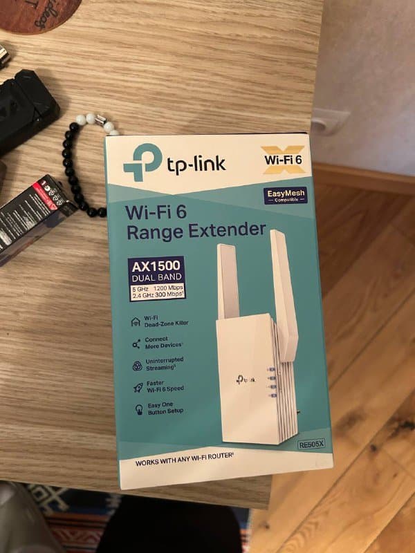 Wi-Fi усилитель TP-Link RE505X 1