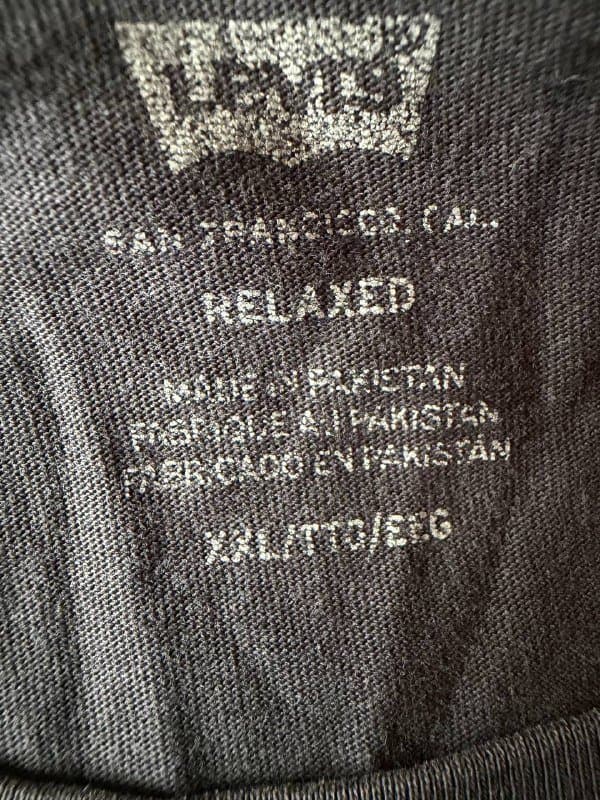 Футболка Levis с принтом 1