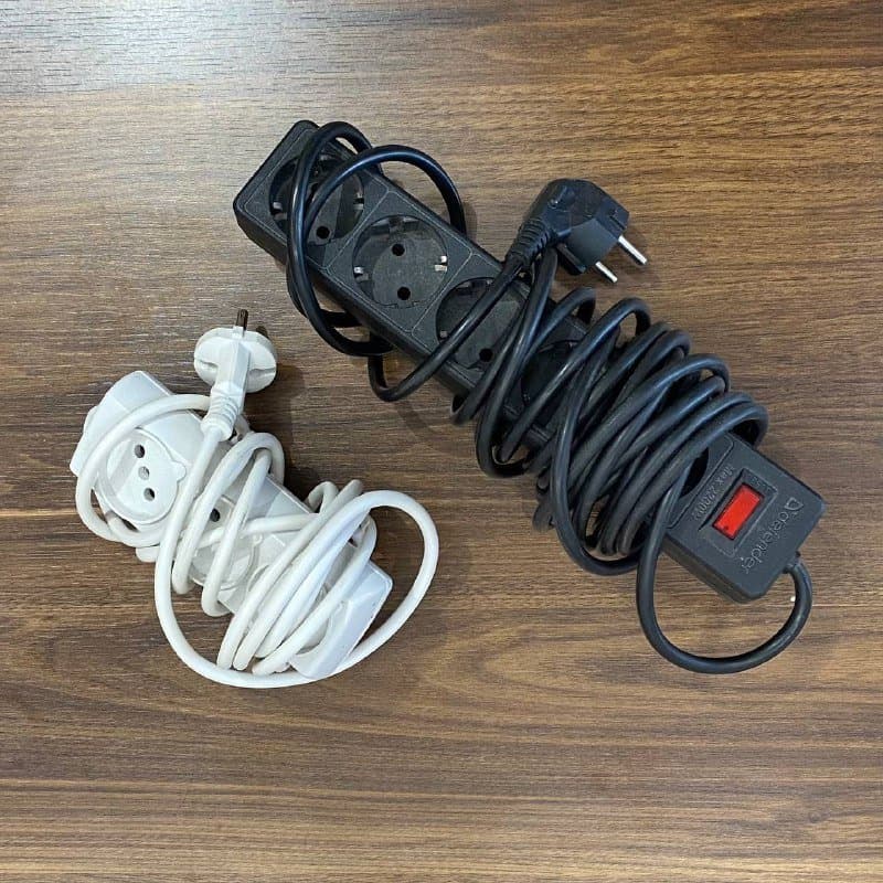 Офисный компьютерный стол Jysk 6