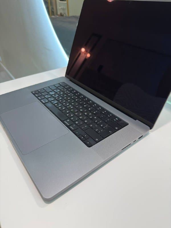 MacBook Pro M1 Max RAM 32Gb 1Tb 16 дюймов 4