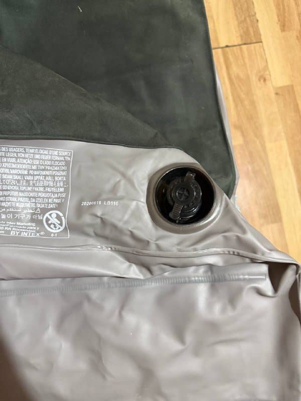 Надувной матрас 140x190 3