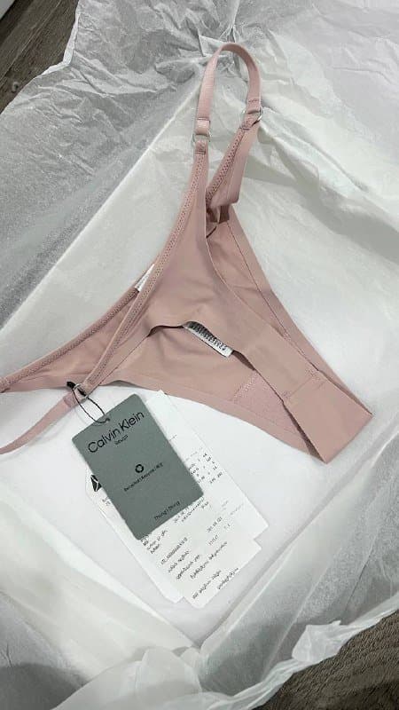 Стринги Calvin Klein новые XS-S 1