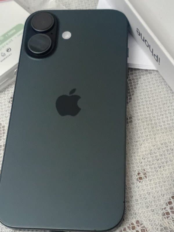 Новый iPhone 17 4