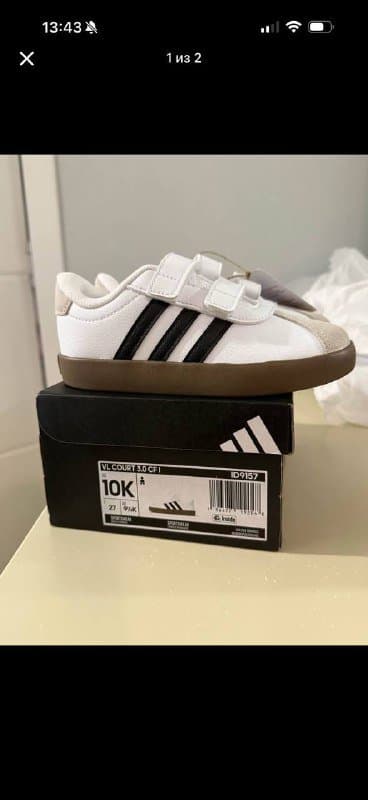 Детские кроссовки Adidas размер 27