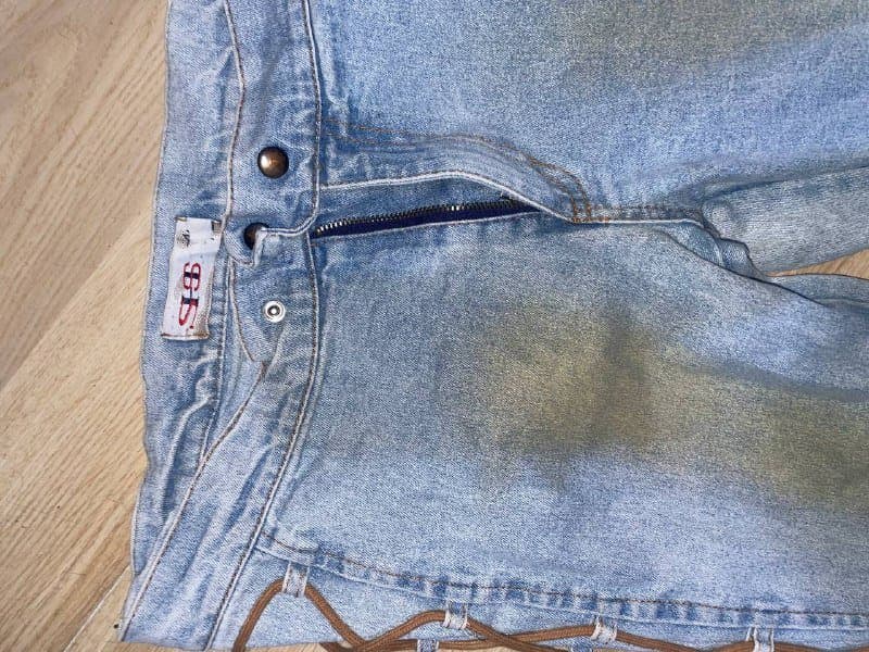 Джинсы женские M 3