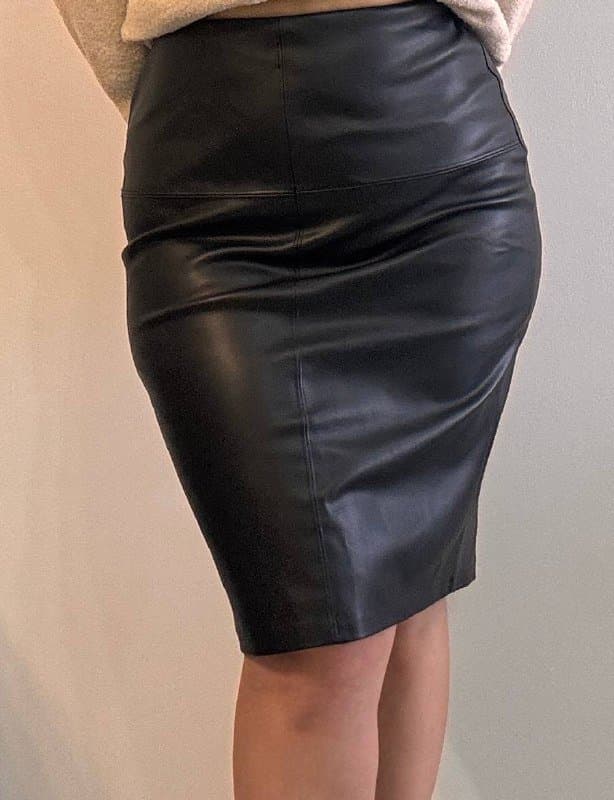 Джинсы, бюстье, спортивная футболка, брюки, юбка, худи 5