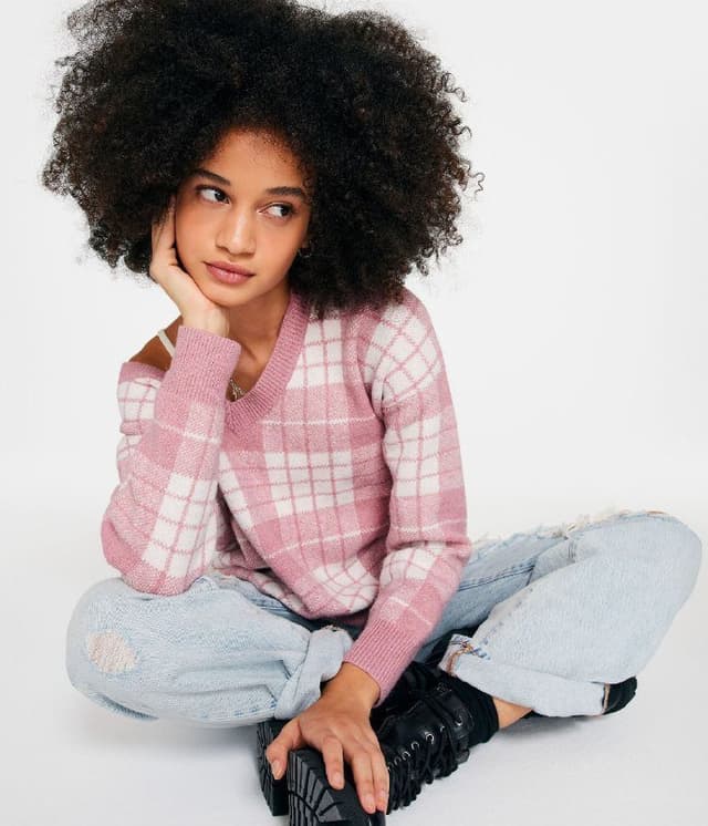 Розовый клетчатый свитер женский новый