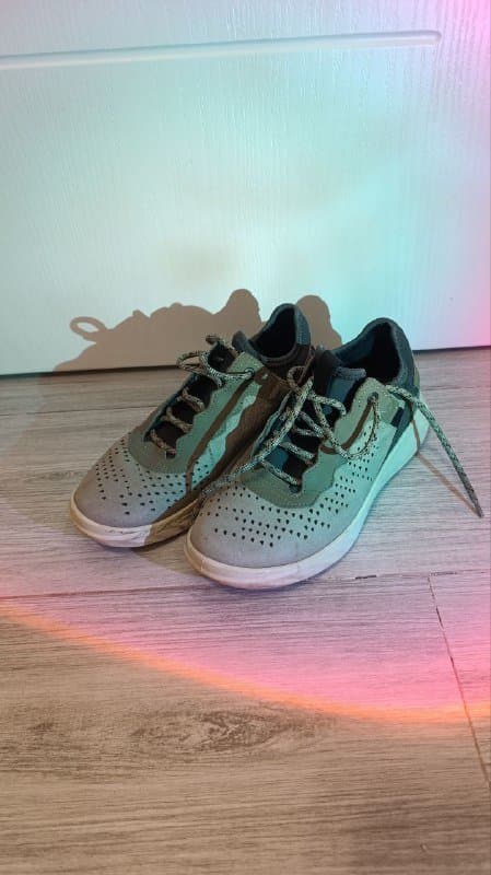 Кроссовки Ессо 35-36, Ботинки осень замша 35-36