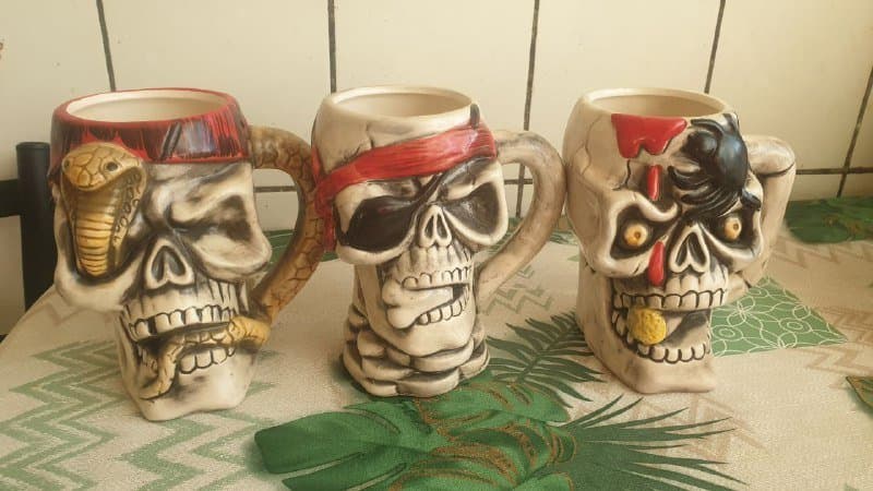 Картина, бокалы черепа 2