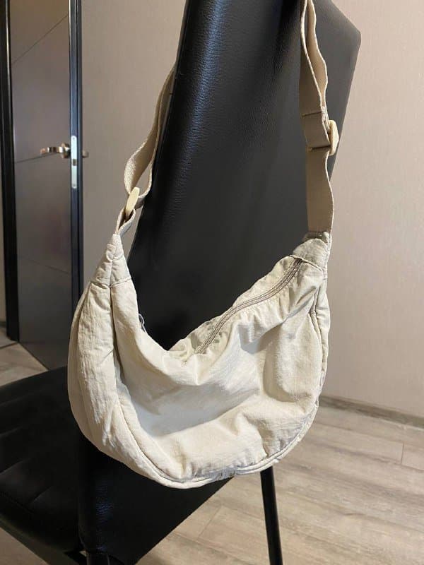 Сумка банан женская