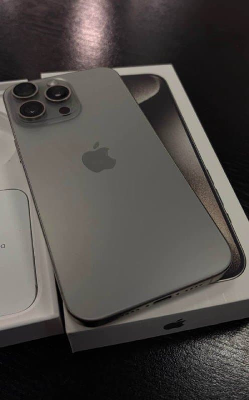 iPhone 15 Pro Max 256 Gb 3