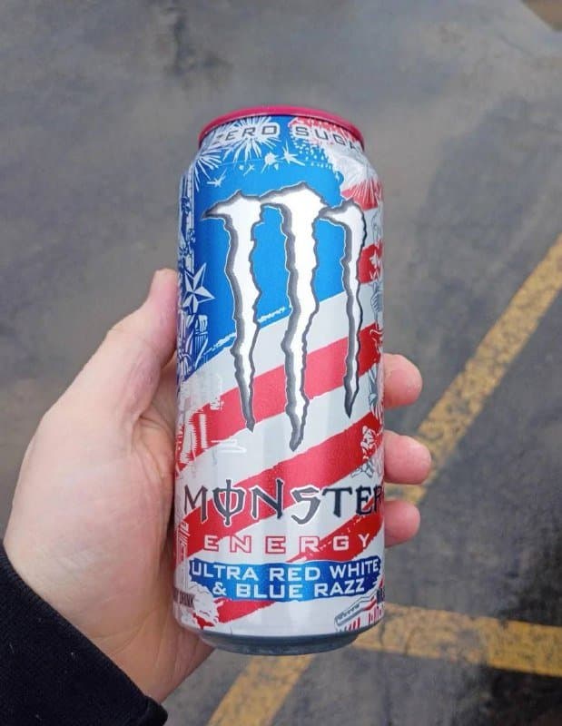 Энергетический напиток Monster Ultra Red White & Blue Razz