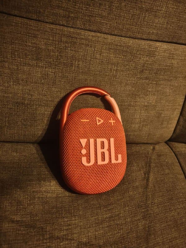 Портативная Bluetooth-колонка JBL Clip 5
