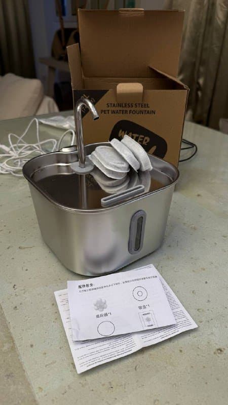 Питьевой фонтан для котиков, стальной, с фильтрами и датчиком