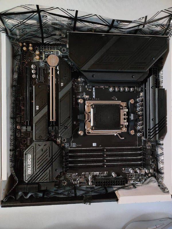 Процессор Ryzen 5 7600, Материнская плата MSI MAG B650M, Оперативная память G.Skill Trident Z5, ADATA XPG Lancer 3