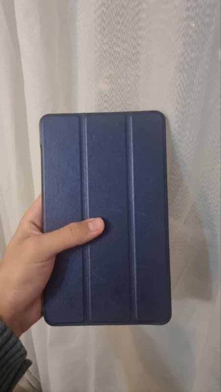 Планшет Galaxy Tab A9 с чехлом 1