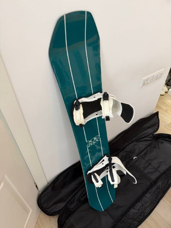 Сноуборд Ride Zero, крепления Ride CL-6, шлем Alpina Pala, шлем Noname, ботинки K2 Kinsley 1