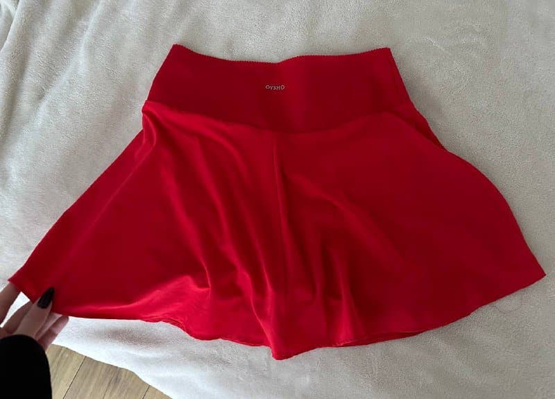 Укороченная рубашка Zara, атласные и кожаные юбки, джинсы, наколенники XS 5