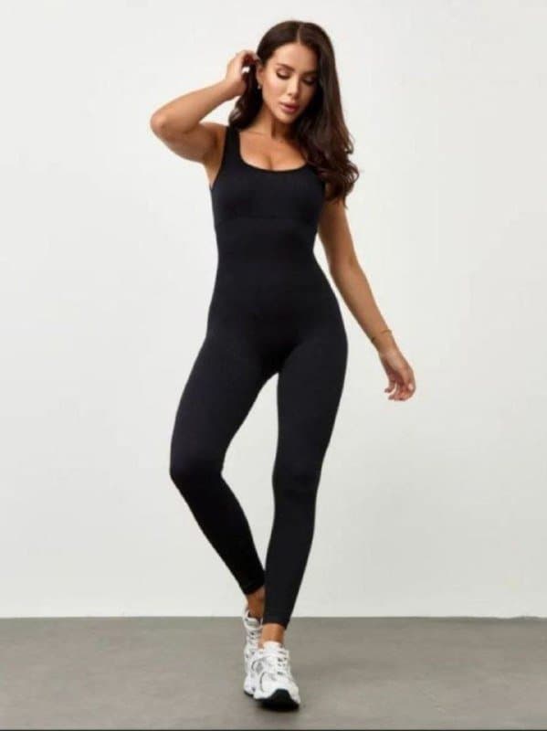 Мужская куртка бомбер, женский спортивный комплект, комбенизоны, платья, футболки, чемодан, лонгслив 6