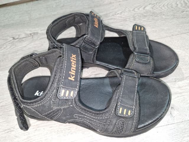 Сандалии, ботинки Levi's, кроссовки Puma подростковые