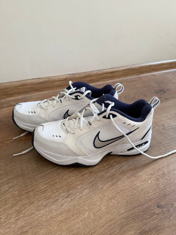 Кроссовки Nike Air Monarch IV, Леггинсы GYMSHARK, ONER ACTIVE, OYSHO