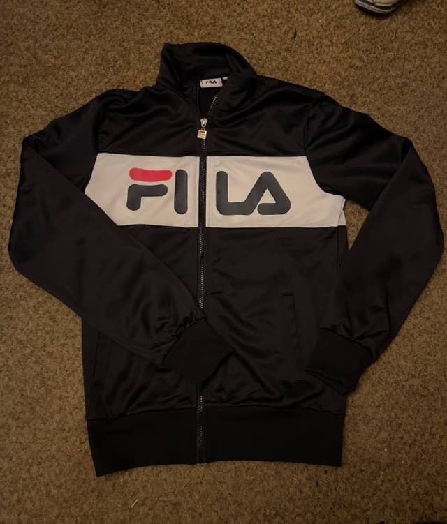 жакет Fila оригинал с размер S унисекс
