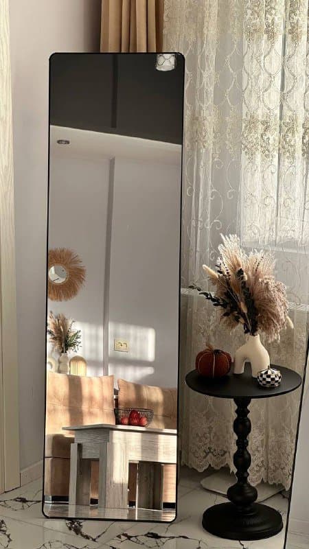 Большое напольное зеркало