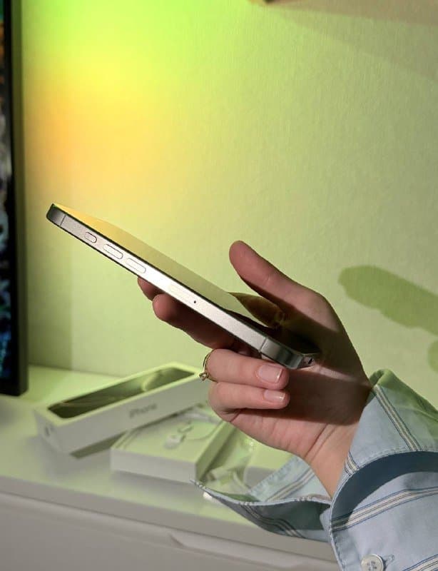 iPhone 16 Pro 256 GB, Natural Titanium, Sim+Esim 8