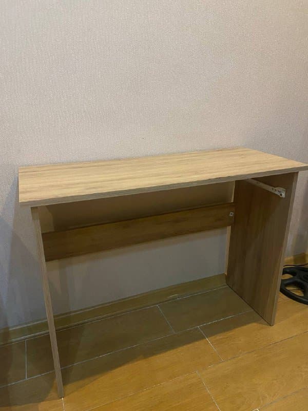 Стол письменный 100х40х75см 2