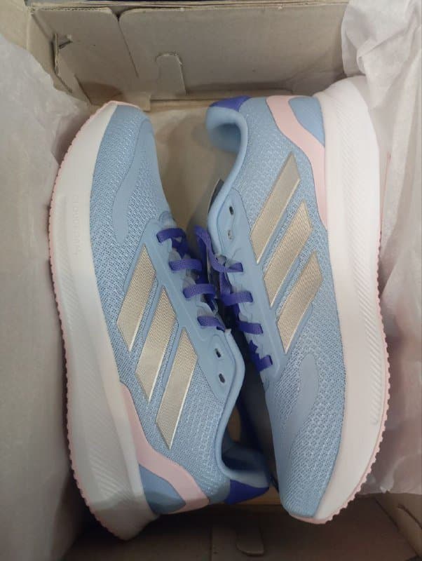 Кроссовки Adidas 39-39.5 женские новые 2