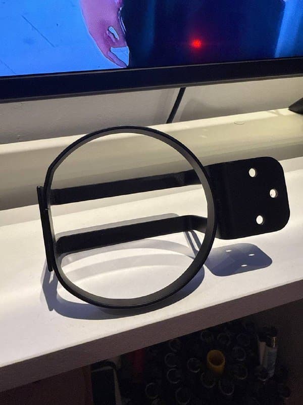 железный подстаканник для стола 2