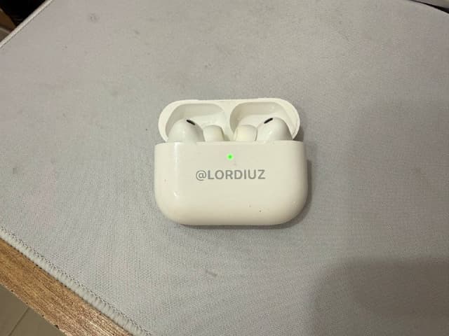 Наушники Apple AirPods Pro 3