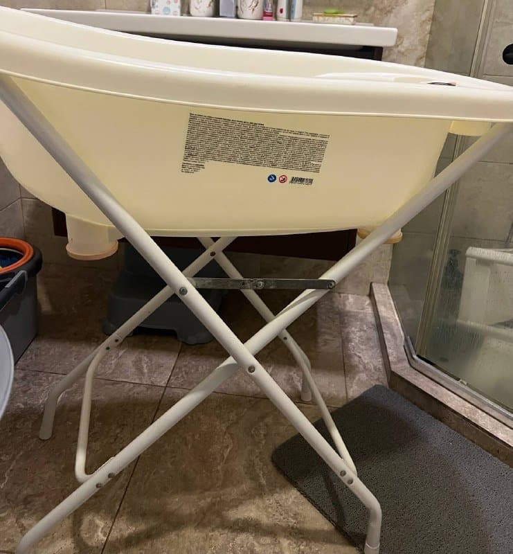 Детская ванночка с подставкой и подушкой 1