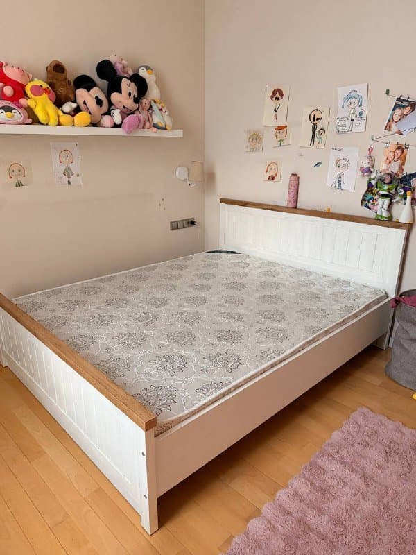 Кровать и матрас 1