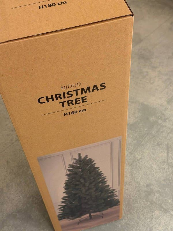 Искусственная новогодняя елка JYSK 180 см с игрушками 2