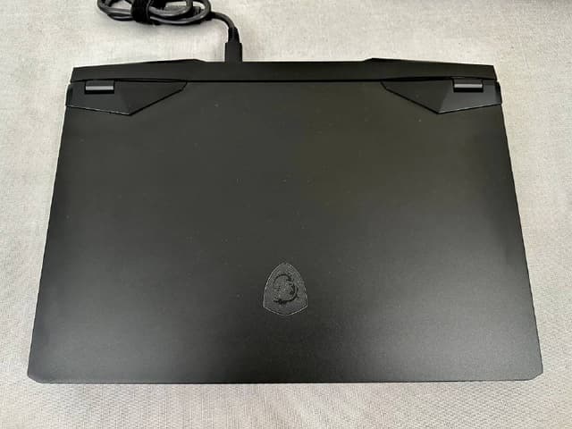 Ноутбук msi Vector GP76HX 12UHS