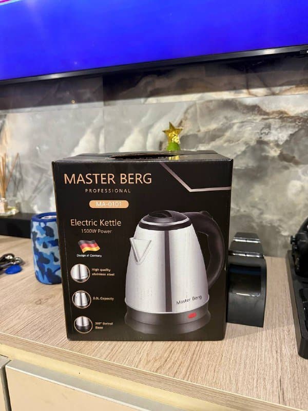 Электрический чайник Master Berg