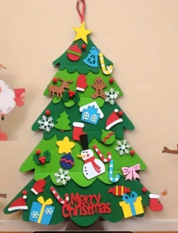 Ёлка из фетра с игрушками на липучках