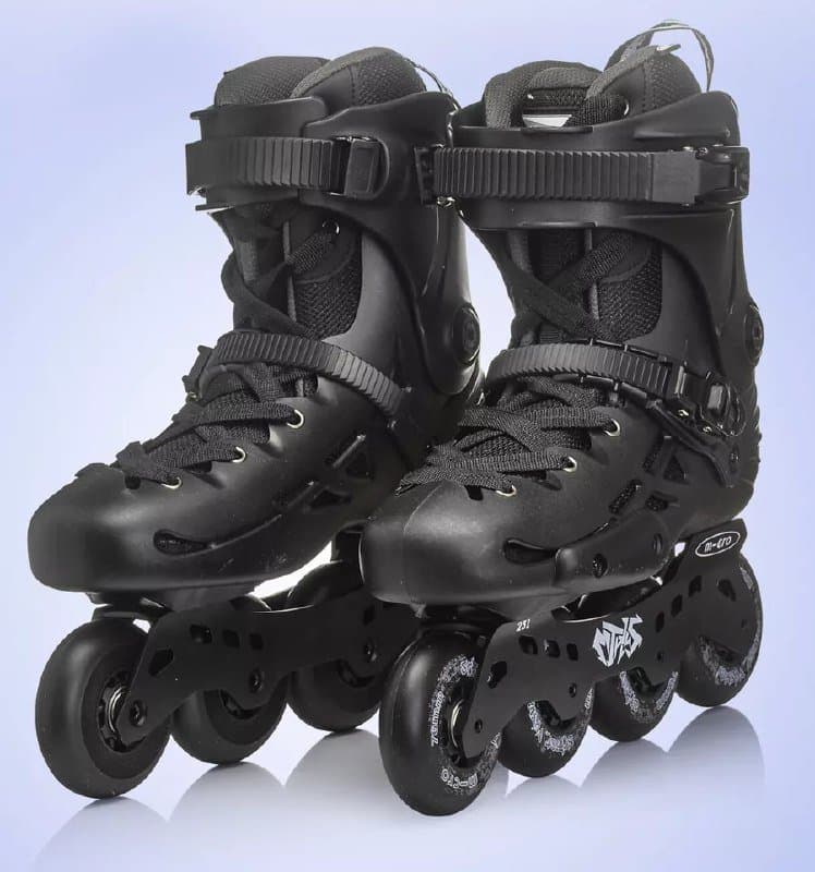 Роликовые коньки Micro MT размер 41-42 новые 2