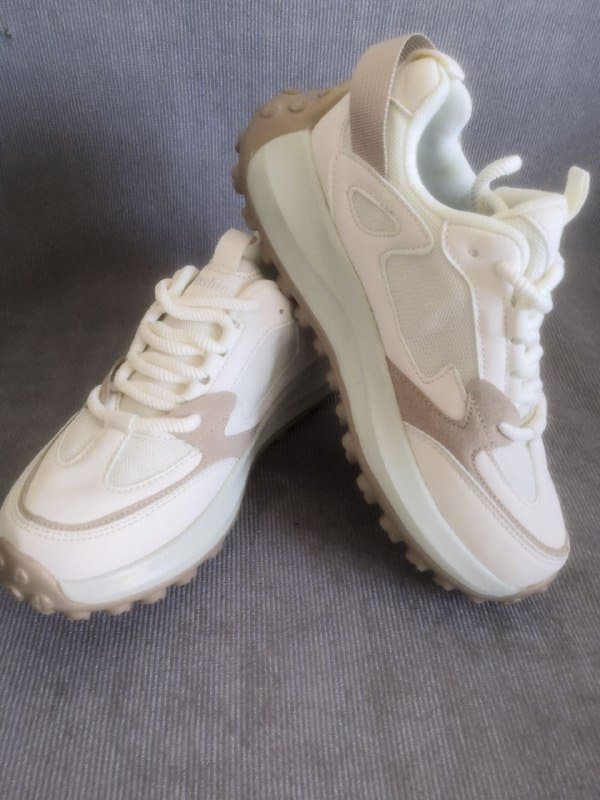 Женские кроссовки белые серые бежевые 38 размер