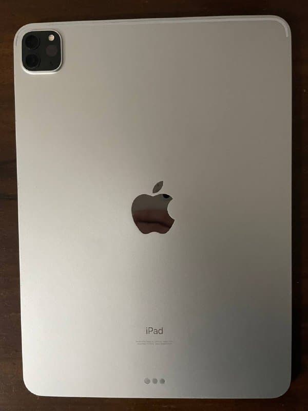 iPad Pro 11-inch 3rd generation 128 GB 2