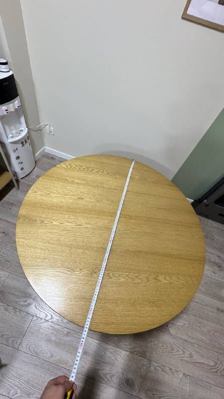 Стол круглый деревянный