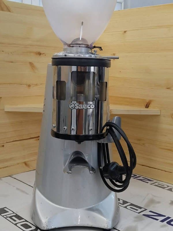 Кофемолка Saeco б/у