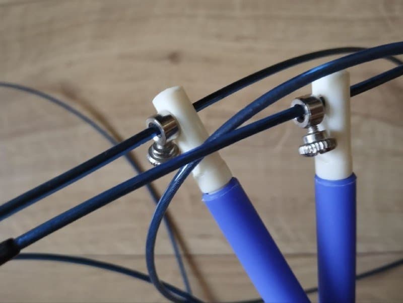 Скакалка трос 3 метра с регулировкой и рукоятками 2