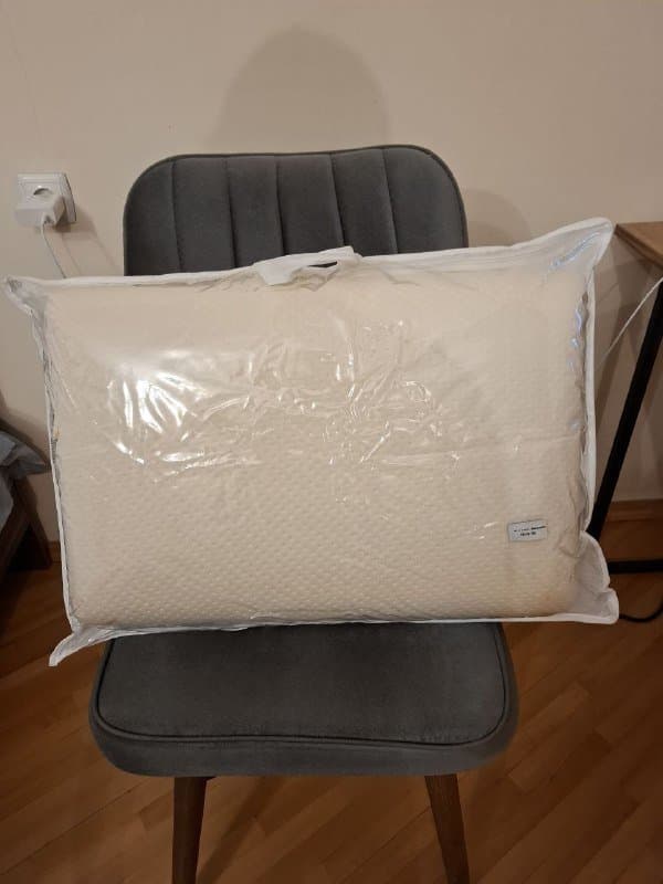 Ортопедическая подушка 3