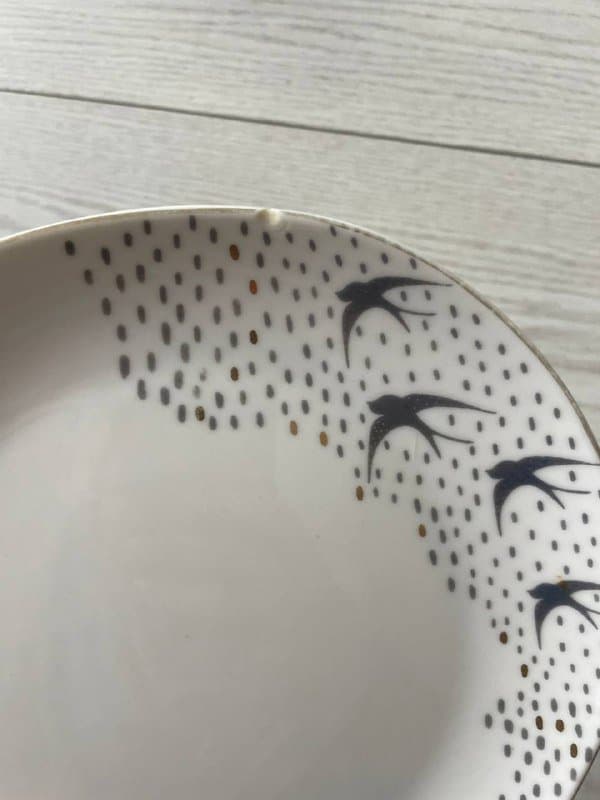 Бокал, кружка, металлическая миска, 5 тарелок разные 8