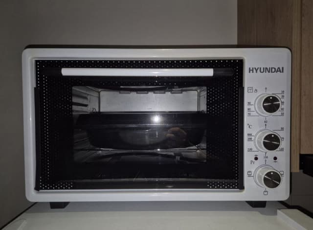 Электрическая настольная духовка HYUNDAI EL3603