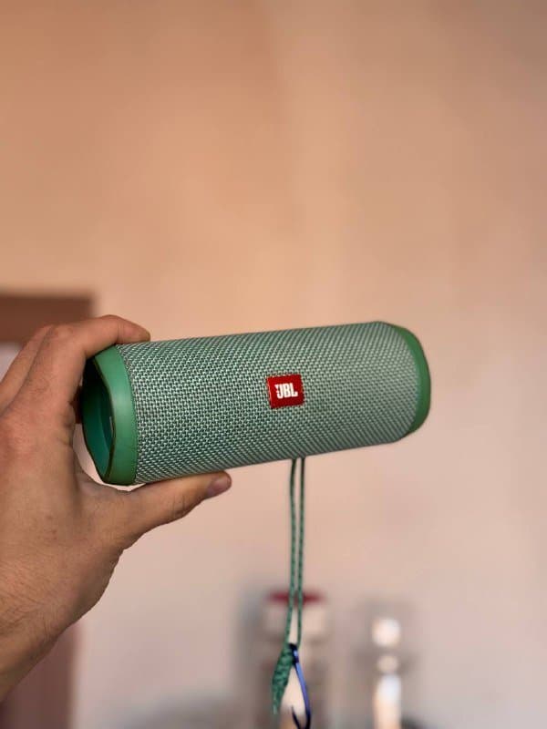 Музыкальная колонка JBL Flip 4 1