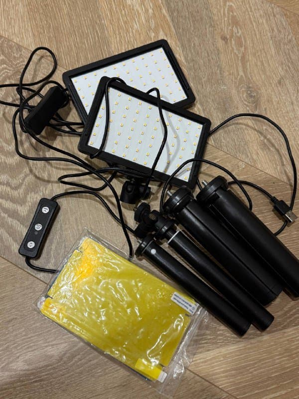 Лампы для съемок с разными цветами